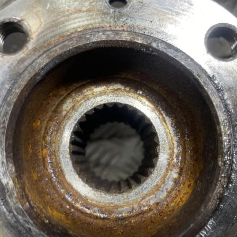 Pivot de moyeu avant droit RENAULT CAPTUR 1 Photo n°2