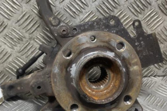 Pivot de moyeu avant gauche RENAULT CAPTUR 1 Photo n°1