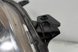 Optique avant principal droit (feux)(phare) TOYOTA AURIS 1