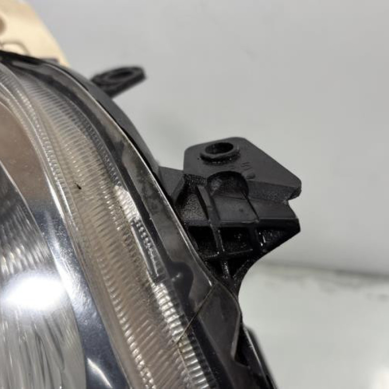 Optique avant principal droit (feux)(phare) TOYOTA AURIS 1 Photo n°3