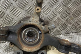 Pivot de moyeu avant gauche PEUGEOT 208 2