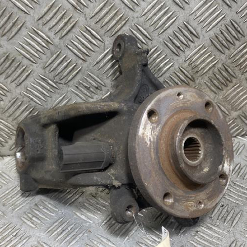 Pivot de moyeu avant gauche CITROEN C3 3 SOCIETE Photo n°1