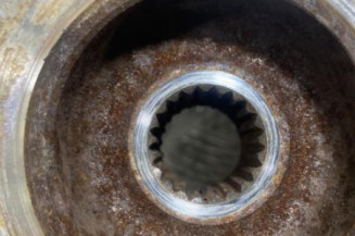 Pivot de moyeu avant droit CITROEN C3 2