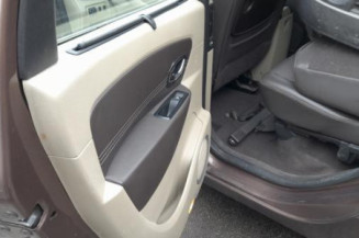 Pivot de moyeu avant droit RENAULT GRAND SCENIC 3