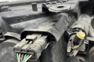 Optique avant principal gauche (feux)(phare) DACIA SANDERO 2