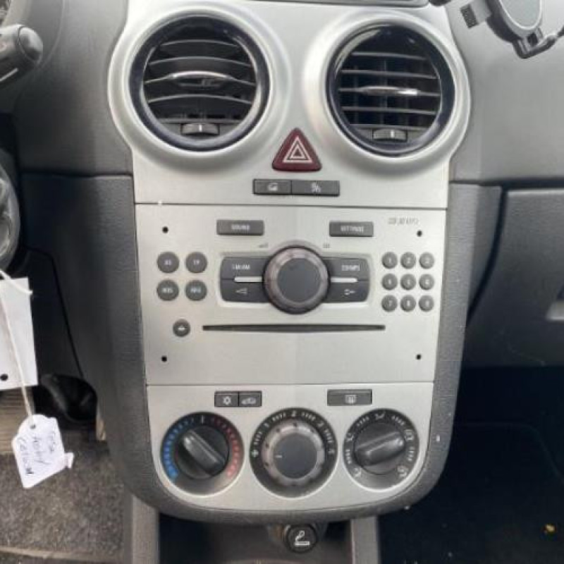 Moteur OPEL CORSA D Photo n°19