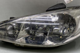 Optique avant principal gauche (feux)(phare) PEUGEOT 206 Photo n°1