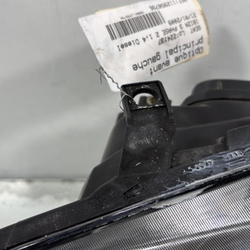 Optique avant principal gauche (feux)(phare) SEAT IBIZA 3 Photo n°2