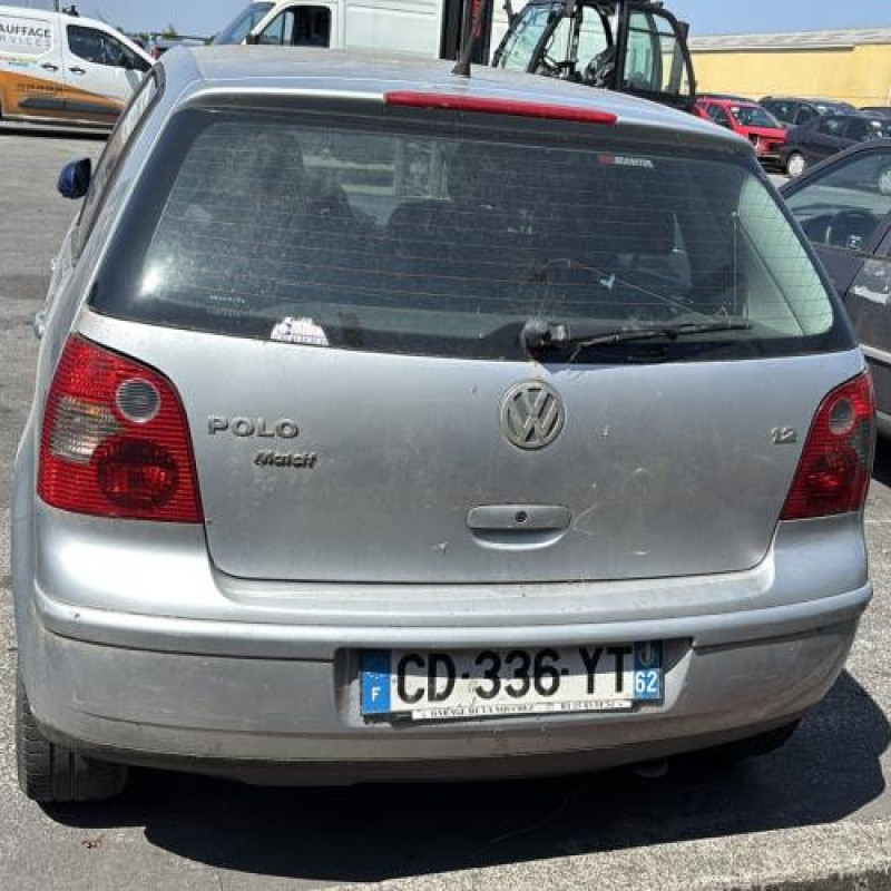 Moto ventilateur radiateur VOLKSWAGEN POLO 4 Photo n°8