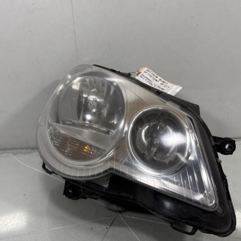 Optique avant principal droit (feux)(phare) VOLKSWAGEN POLO 4 Photo n°1