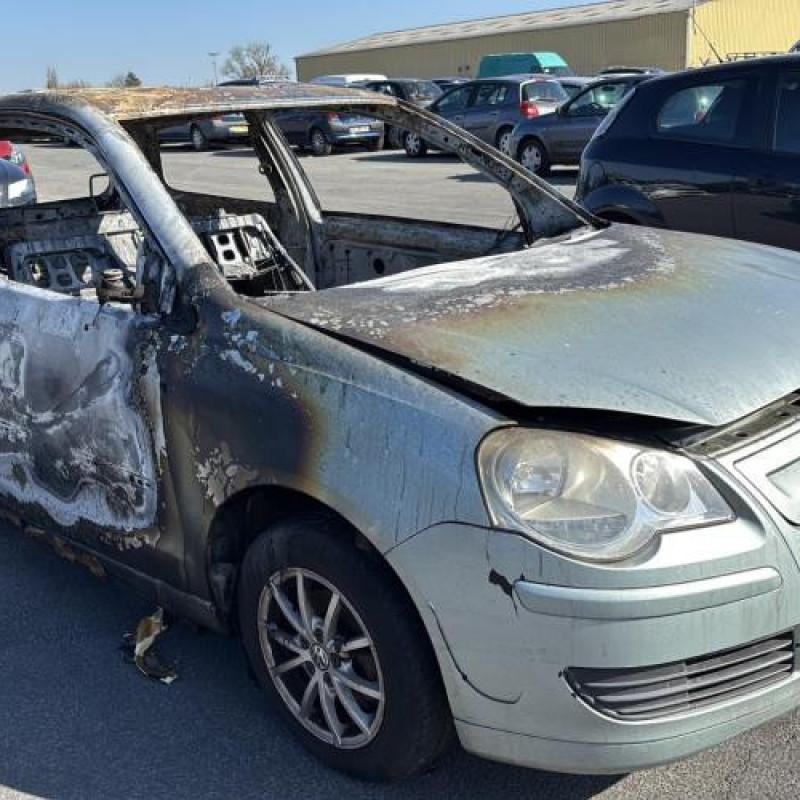 Optique avant principal droit (feux)(phare) VOLKSWAGEN POLO 4 Photo n°8