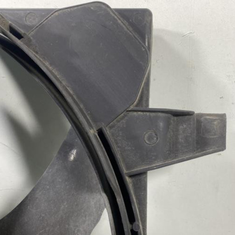 Moto ventilateur radiateur FORD FIESTA 5 Photo n°4