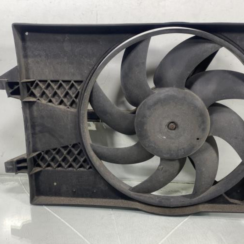 Moto ventilateur radiateur FORD FIESTA 5 Photo n°6