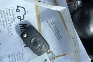 Optique avant principal gauche (feux)(phare) AUDI A4 1