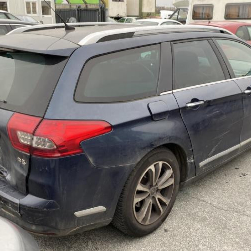 Moteur CITROEN C5 2 Photo n°3