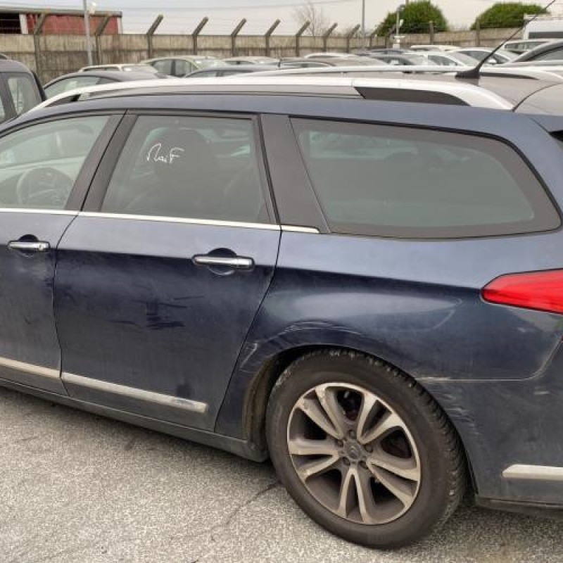 Moteur CITROEN C5 2 Photo n°6