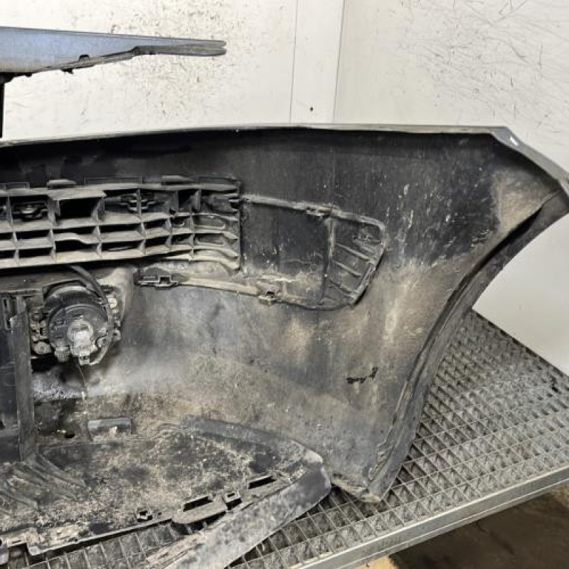 Pare choc avant RENAULT MEGANE 2 Photo n°4