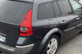 Pare choc avant RENAULT MEGANE 2