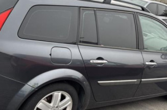 Pare choc avant RENAULT MEGANE 2