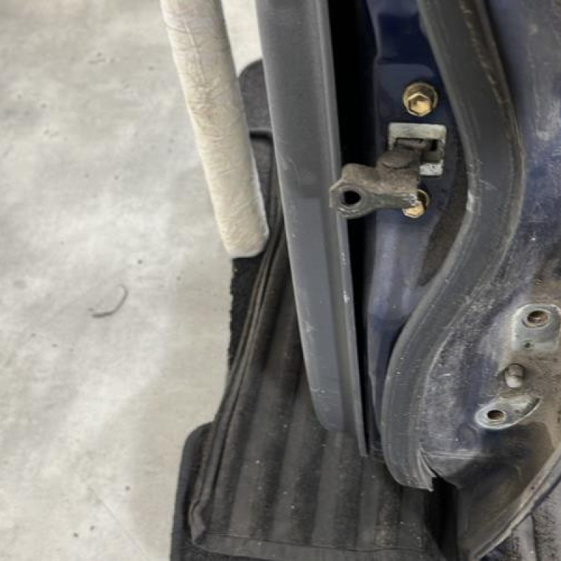 Porte arriere gauche TOYOTA YARIS 1 Photo n°4