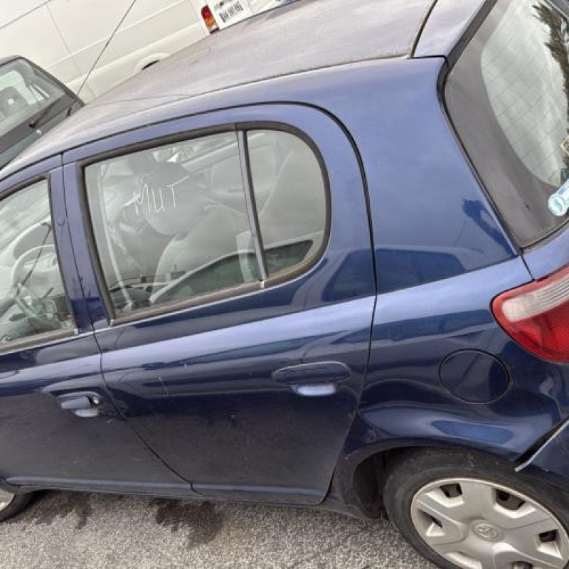 Porte avant droit TOYOTA YARIS 1 Photo n°15