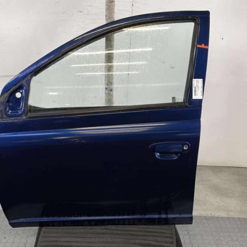 Porte avant gauche TOYOTA YARIS 1 Photo n°1
