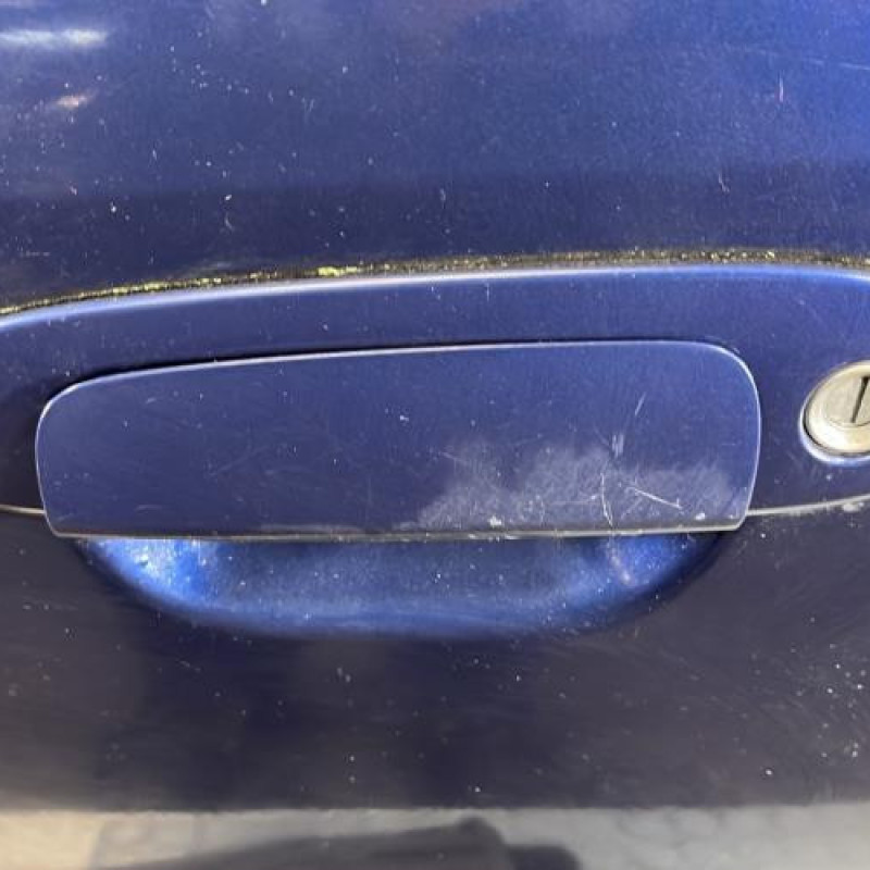 Porte avant gauche TOYOTA YARIS 1 Photo n°2