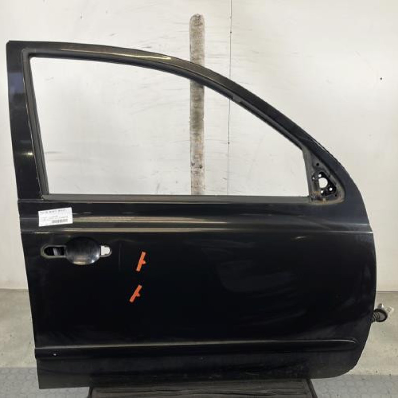 Porte avant droit NISSAN MICRA 3 Photo n°1