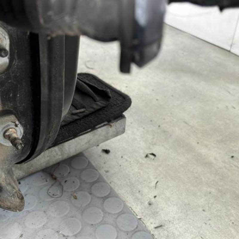 Porte avant droit NISSAN MICRA 3 Photo n°5