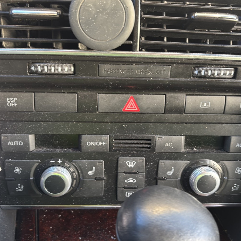 AUDI A6 3 PHASE 2 2.7 TDI - 24V V6 TURBO Photo n°19