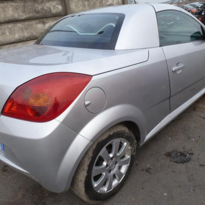 Toit hardtop OPEL TIGRA 2 Photo n°4