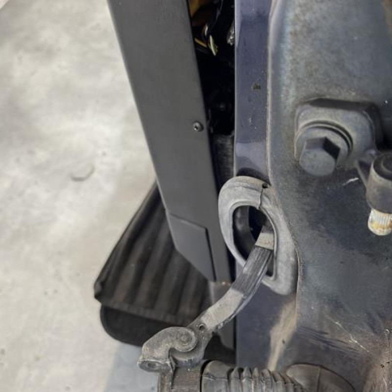 Porte avant gauche FORD FOCUS 1 Photo n°6