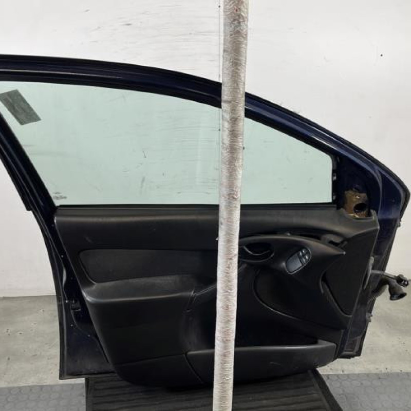 Porte avant gauche FORD FOCUS 1 Photo n°9