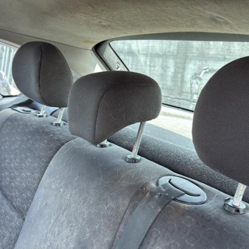 Porte avant gauche FORD FOCUS 1 Photo n°20