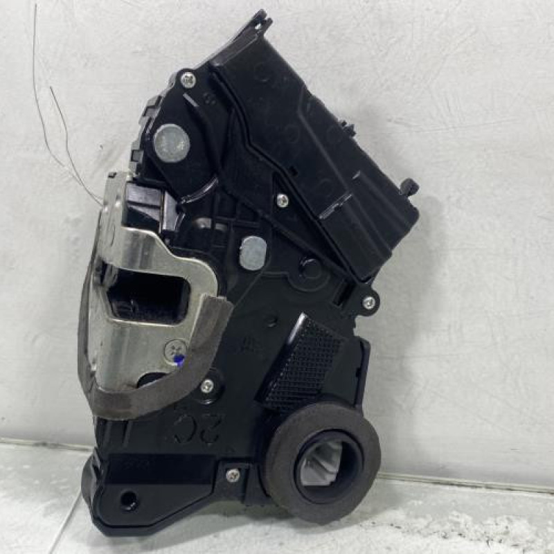 Serrure avant droit TOYOTA YARIS 2 Photo n°2