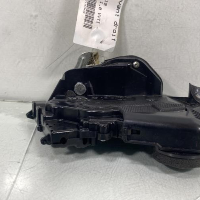 Serrure avant droit TOYOTA YARIS 2 Photo n°3