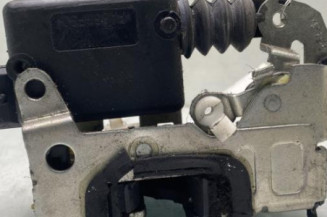 Serrure arriere droit DACIA DUSTER 1