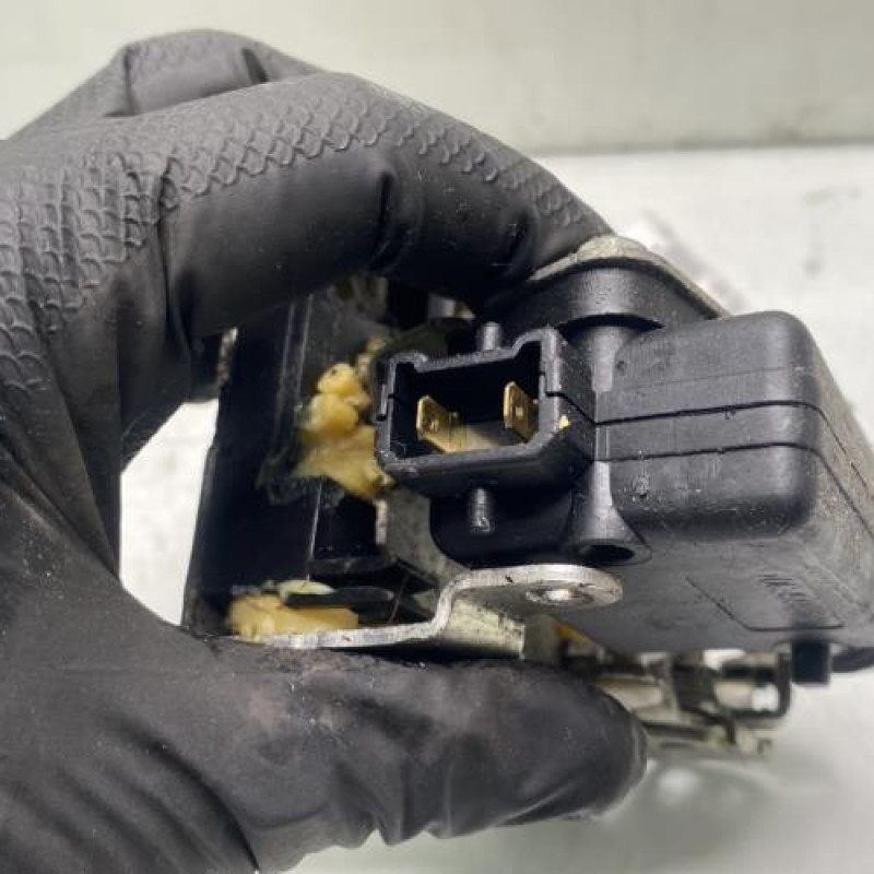 Serrure arriere droit DACIA DUSTER 1 Photo n°4