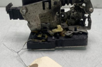 Serrure arriere gauche DACIA DUSTER 1 Photo n°1