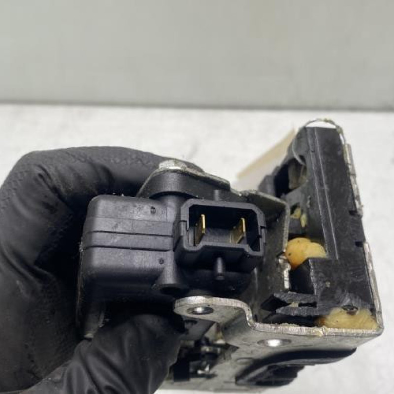 Serrure arriere gauche DACIA DUSTER 1 Photo n°4