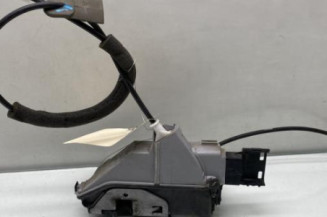 Serrure arriere gauche PEUGEOT 5008 1