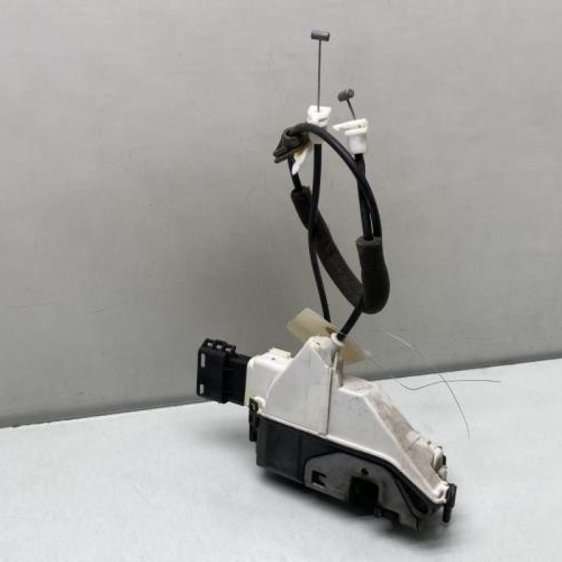 Serrure avant droit PEUGEOT 5008 1 Photo n°4