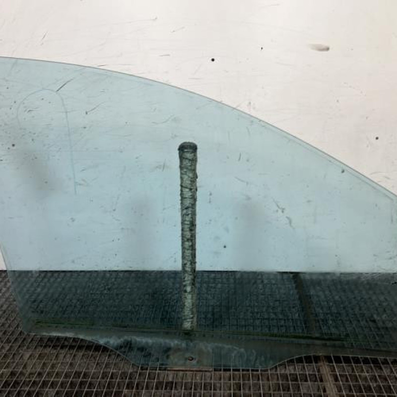 Vitre avant gauche FIAT MULTIPLA Photo n°4