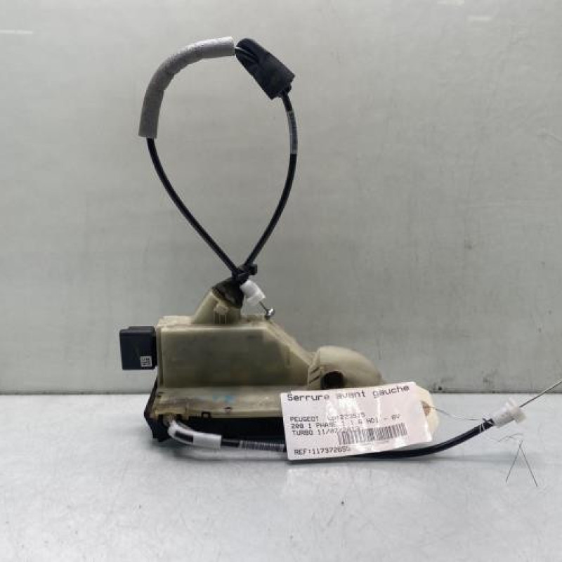 Serrure avant gauche PEUGEOT 208 1 Photo n°1