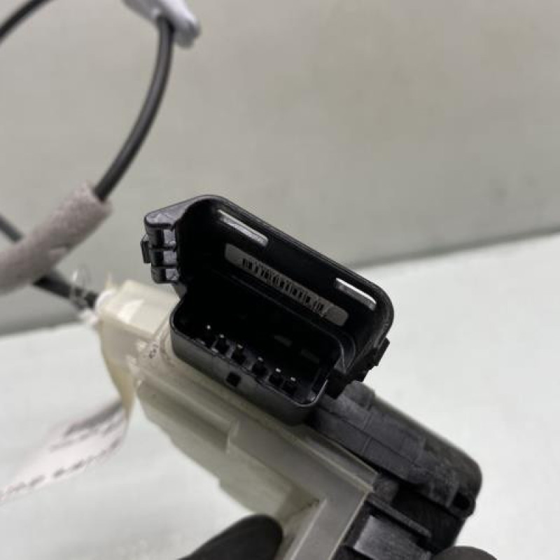 Serrure arriere droit PEUGEOT 5008 2 Photo n°4