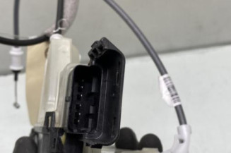 Serrure arriere gauche PEUGEOT 5008 2