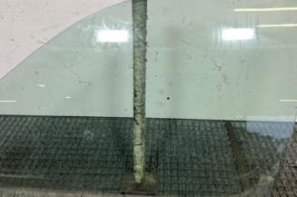 Vitre avant gauche PEUGEOT PARTNER 1 Photo n°1