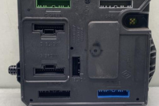 Boitier UCH RENAULT MEGANE 3 Photo n°1