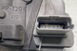 Serrure avant droit CITROEN XSARA PICASSO