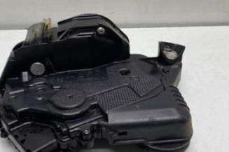 Serrure avant droit TOYOTA YARIS 2